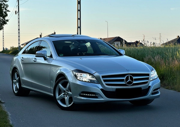Mercedes-Benz CLS cena 65990 przebieg: 225000, rok produkcji 2012 z Radom małe 781